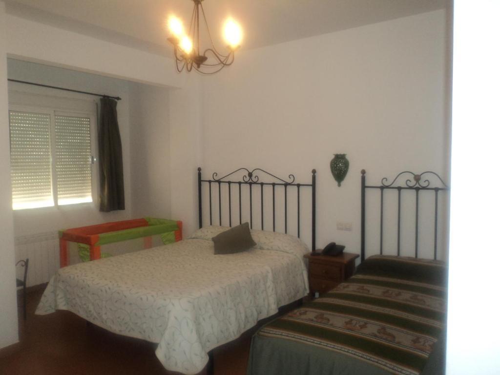 Hotel San Julian Burunchel Quarto foto